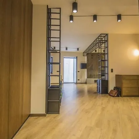 Apartmán 160 M Luxury Retreat Jacuzzi, Sauna & Free Parking